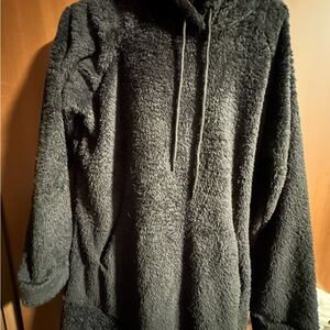 Cozy Black Fleece Hoodie